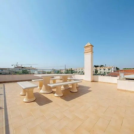 Villa Ruana - 5 Bedrooms On Suite- Free Out Door Hot Jacuzzi - By Bedzy Albufeira