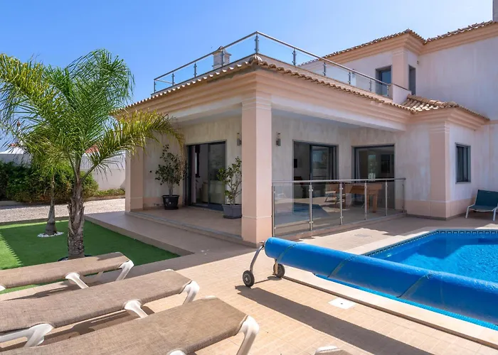 Ruana - 5 Bedrooms On Suite- Free Out Door Hot Jacuzzi - By Bedzy Albufeira