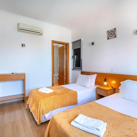 Ruana - 5 Bedrooms On Suite- Free Out Door Hot Jacuzzi - By Bedzy Albufeira