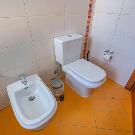 Ruana - 5 Bedrooms On Suite- Free Out Door Hot Jacuzzi - By Bedzy * Albufeira