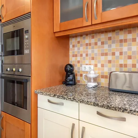Ruana - 5 Bedrooms On Suite- Free Out Door Hot Jacuzzi - By Bedzy * Albufeira