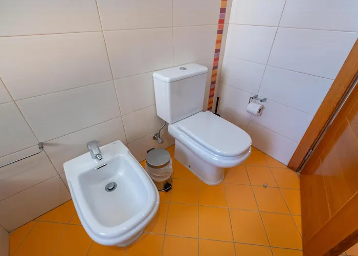 Ruana - 5 Bedrooms On Suite- Free Out Door Hot Jacuzzi - By Bedzy * Albufeira